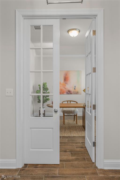 316 Peason Ridge Bossier City, LA 71112 - Photo 6 of 36 a room with a table and chairs