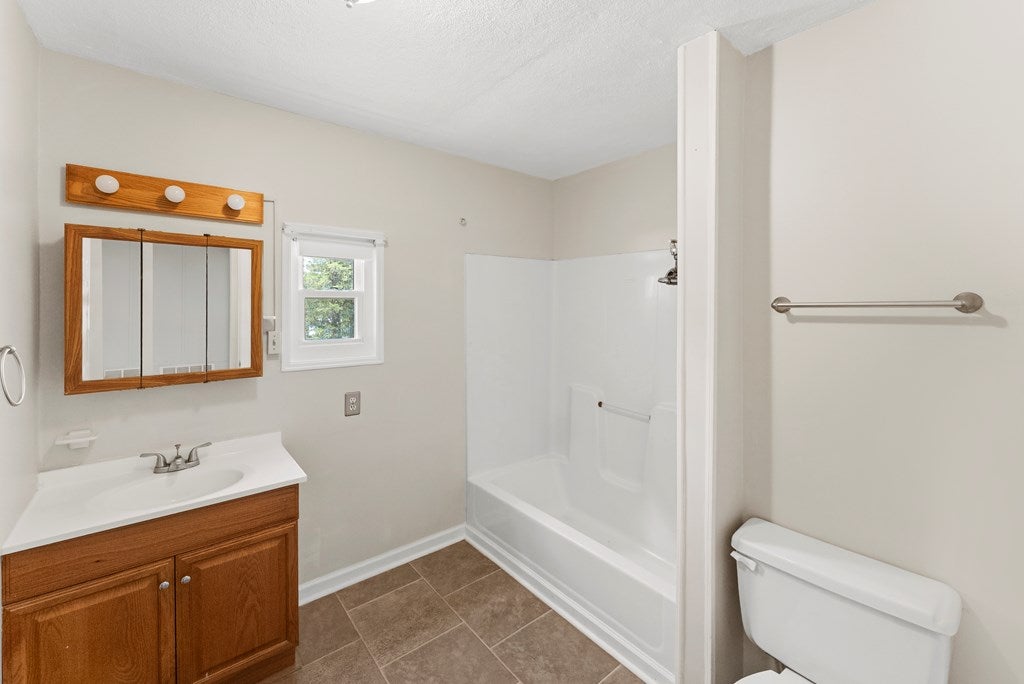 2472 Suburban Road Lynchburg, VA 24501 - Photo 31 of 37 Gallery Image 31