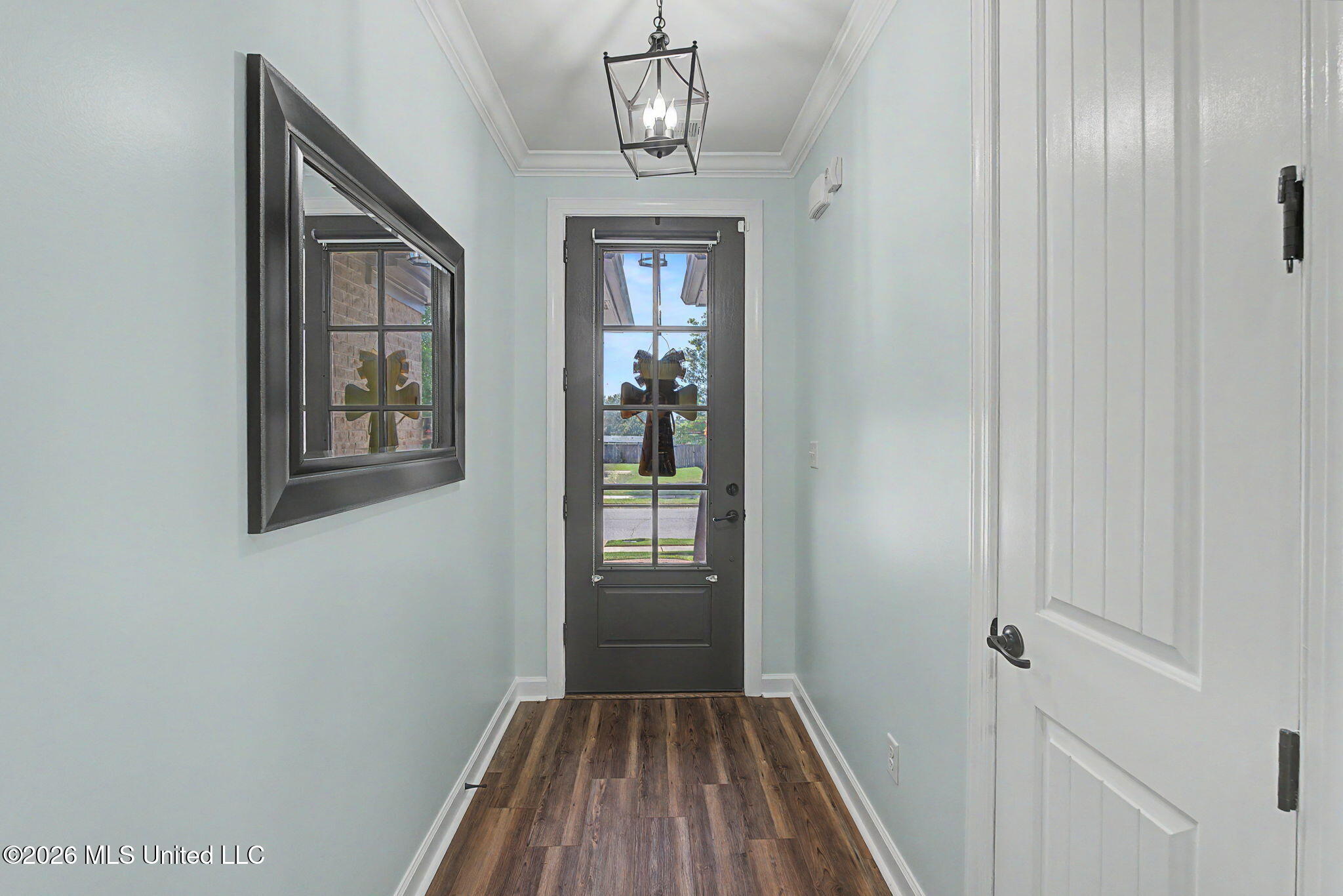 4253 Ridgemont Road Olive Branch, MS 38654 - Photo 10 of 46 Foyer