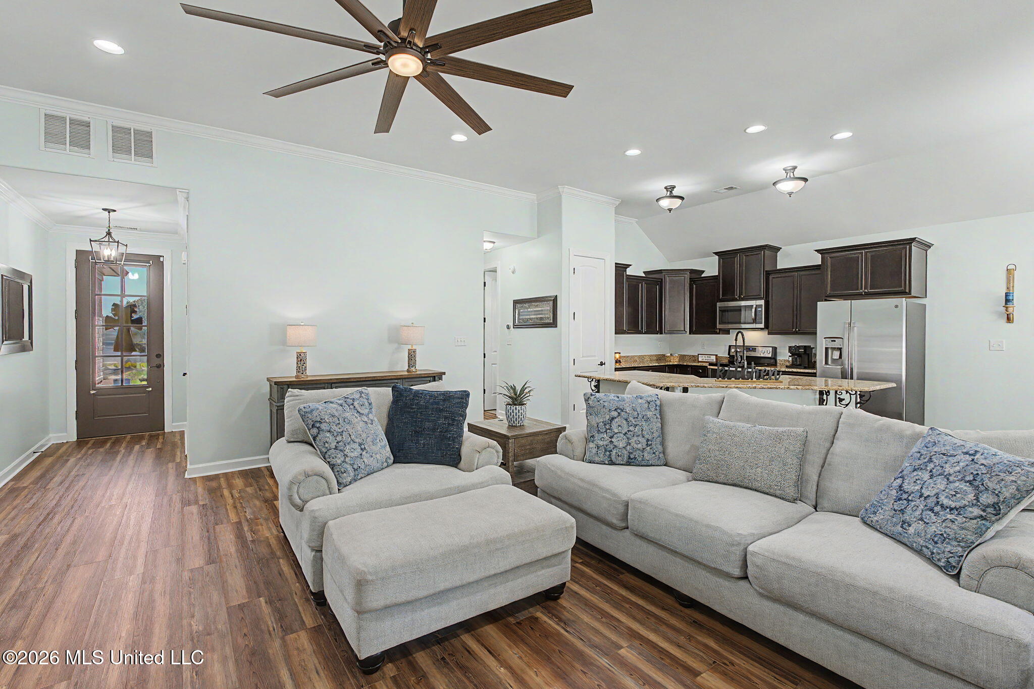 4253 Ridgemont Road Olive Branch, MS 38654 - Photo 12 of 46 Great Room