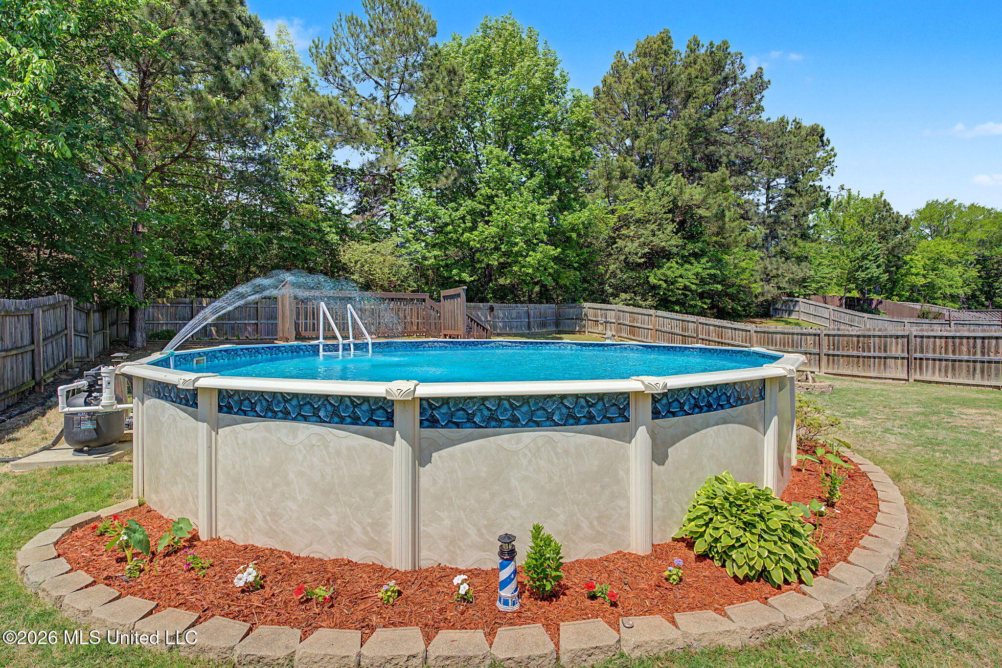 4253 Ridgemont Road Olive Branch, MS 38654 - Photo 34 of 46 Pool
