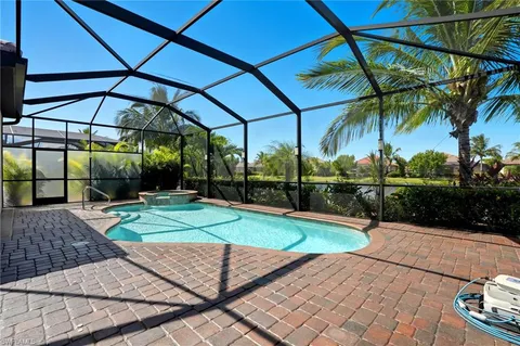 $999,900 | 28076 Foxrock Court, Bonita Springs, FL 34135