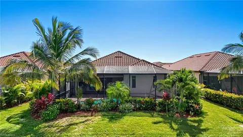 $999,900 | 28076 Foxrock Court, Bonita Springs, FL 34135