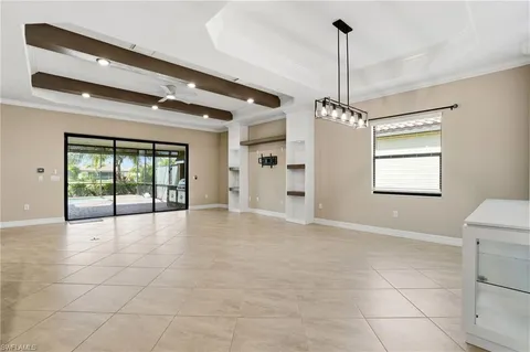 $999,900 | 28076 Foxrock Court, Bonita Springs, FL 34135
