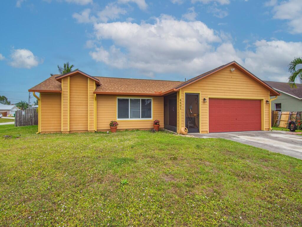 4401 Southwest Babylon Street Port St. Lucie, FL 34953 - Photo 37 of 39 Image00045