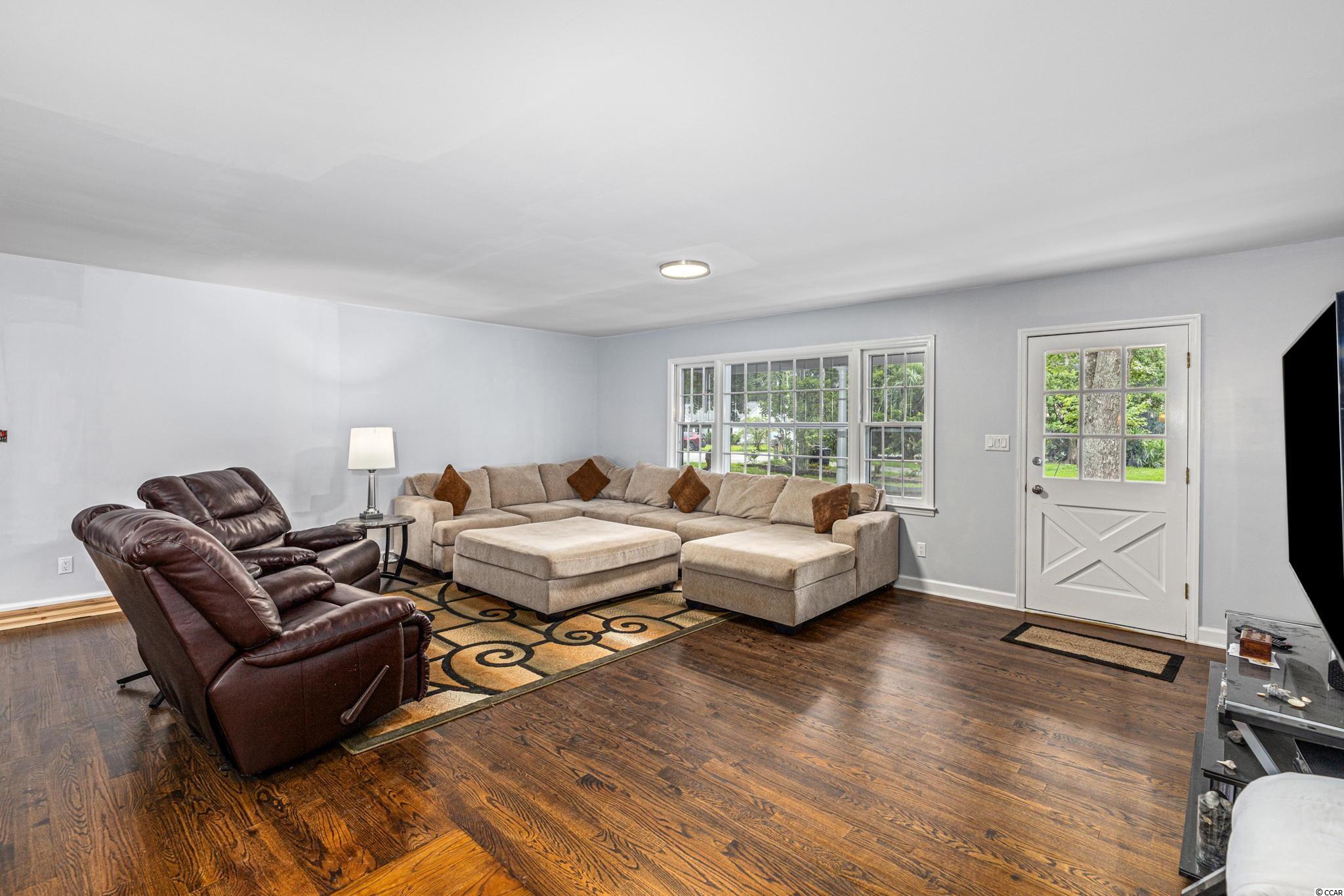134 Clemson Road Conway, SC 29526 - Photo 8 of 25 Gallery Image 8