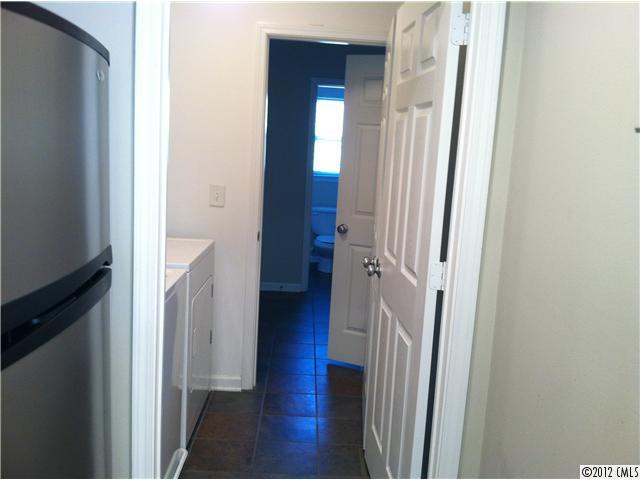 653 Raphael Place, Unit 653 Charlotte, NC 28205 - Photo 8 of 12