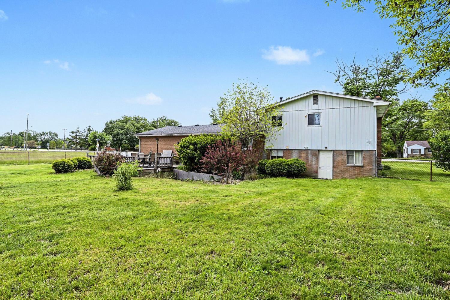 5884 Troy Road Springfield, OH 45502 - Photo 24 of 26