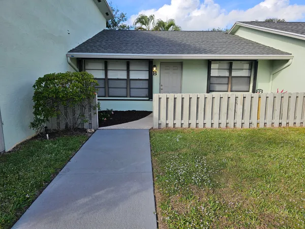 $2,195 | 431 Jupiter Lakes Boulevard, Unit 2104B, Jupiter, FL 33458