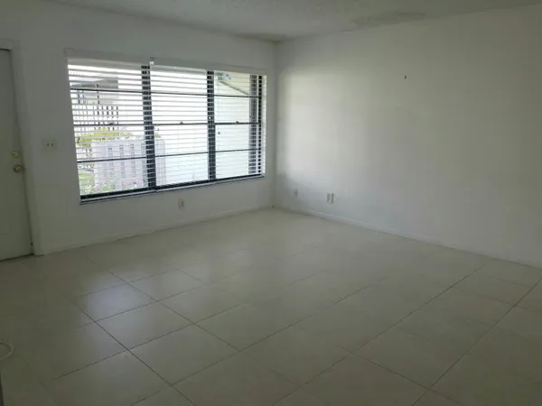 $2,195 | 431 Jupiter Lakes Boulevard, Unit 2104B, Jupiter, FL 33458