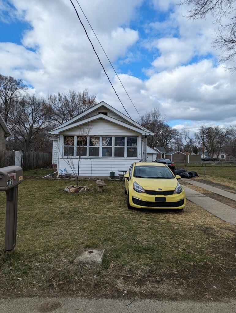 312 Kennon Road Rockford, IL 61109 - Photo 1 of 1 Gallery Image 1