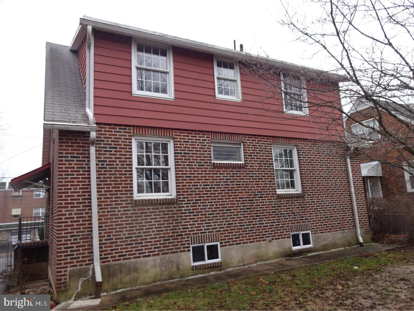 4419 Aberdale Road Philadelphia, PA 19136 - Photo 4 of 16 Exterior Back