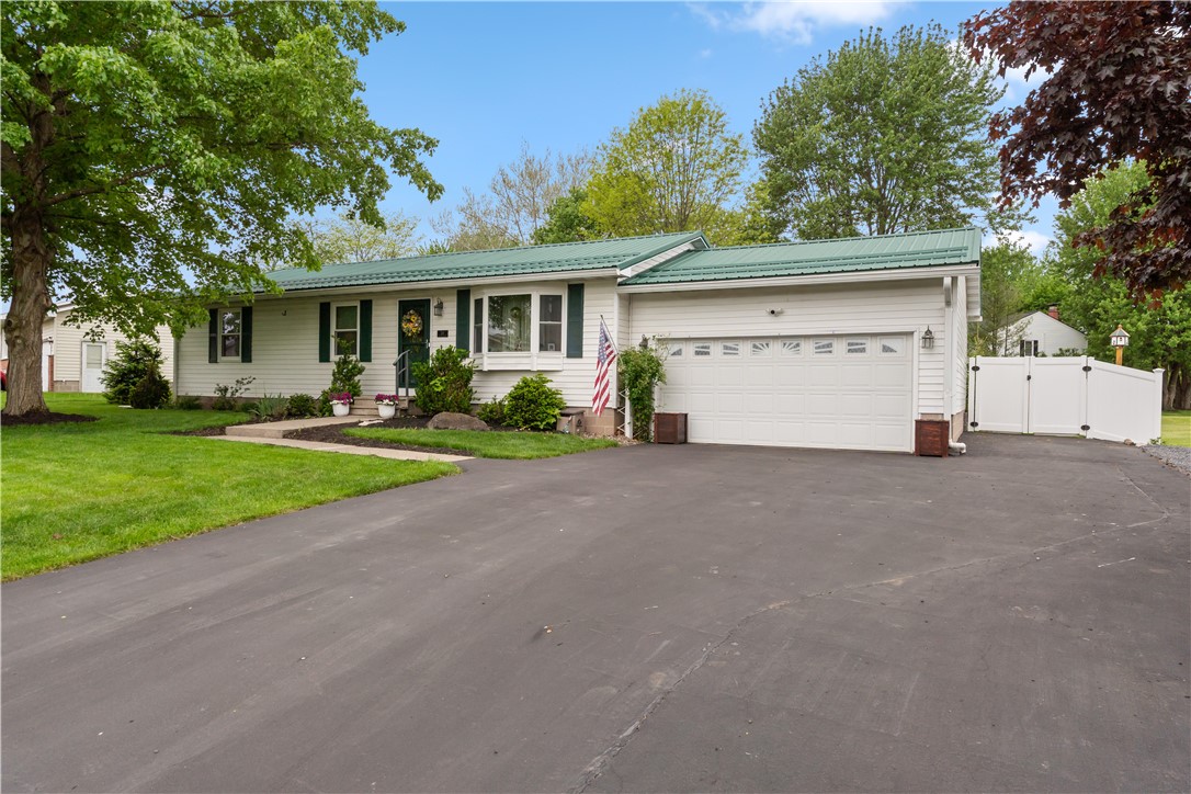 34 Van Renssalaer Street Seneca Falls, NY 13148 - Photo 1 of 49