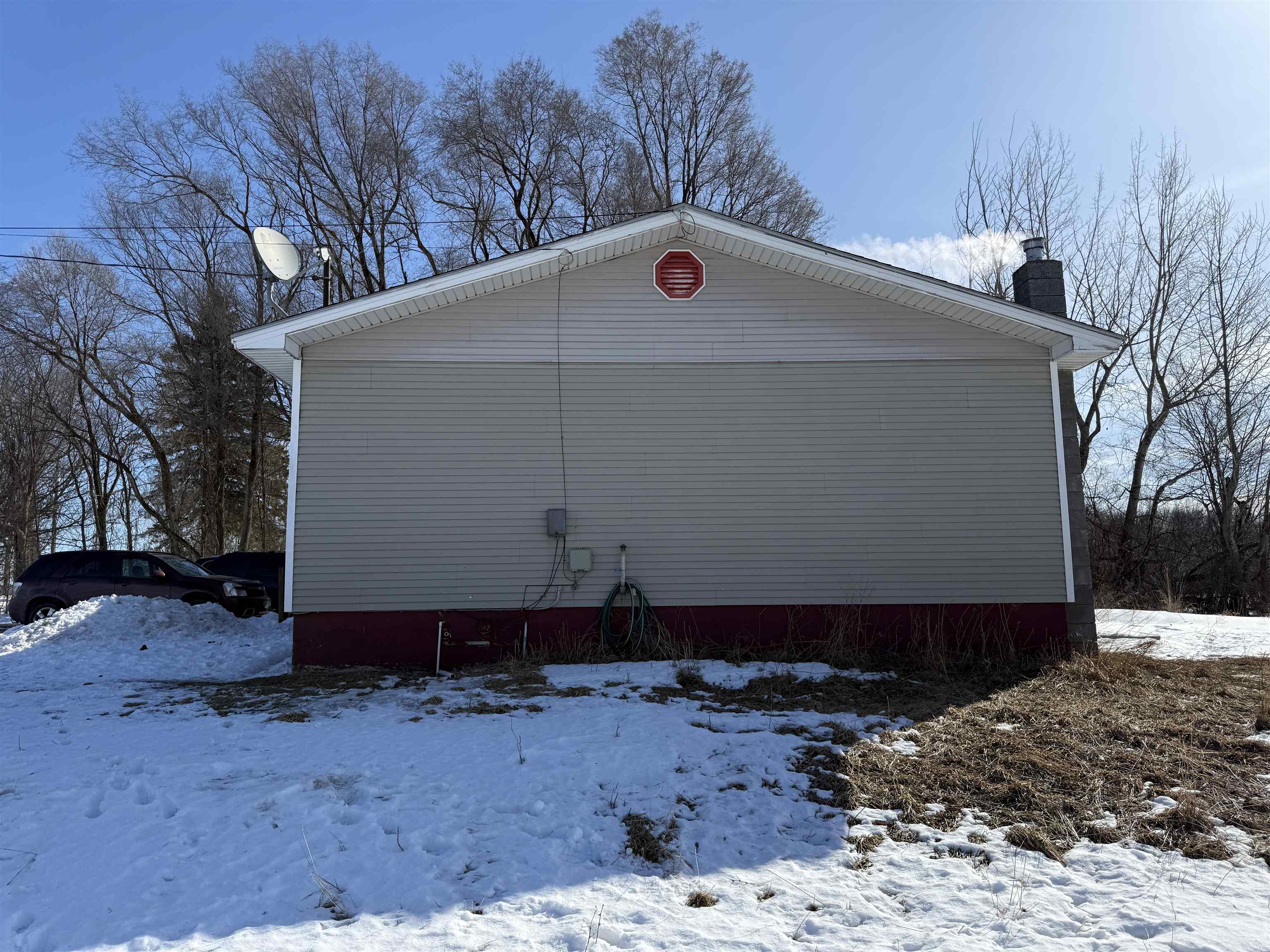 4131 Lower Newton Road St. Albans Town, VT 05488 - Photo 2 of 26
