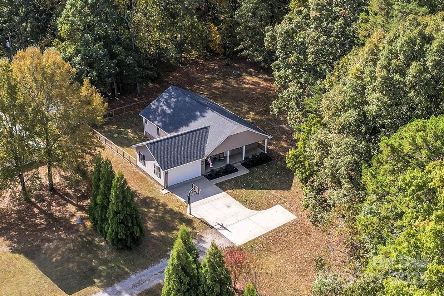 8450 Red Road Rockwell, NC 28138 - Photo 6 of 48