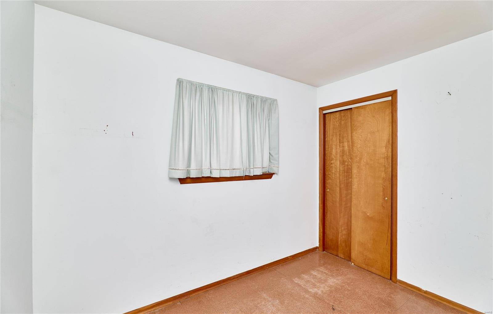 30 West Springfield Road St. Clair, MO 63077 - Photo 23 of 45