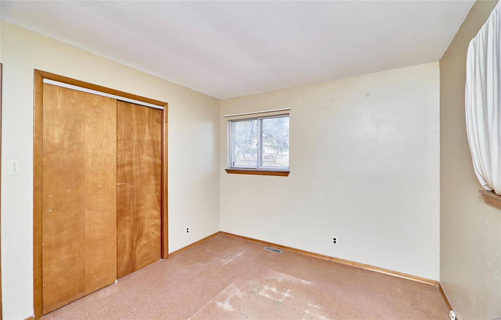 30 West Springfield Road St. Clair, MO 63077 - Photo 27 of 45