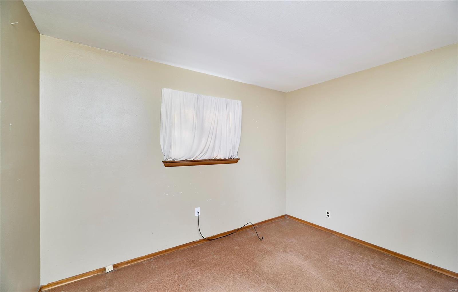 30 West Springfield Road St. Clair, MO 63077 - Photo 29 of 45