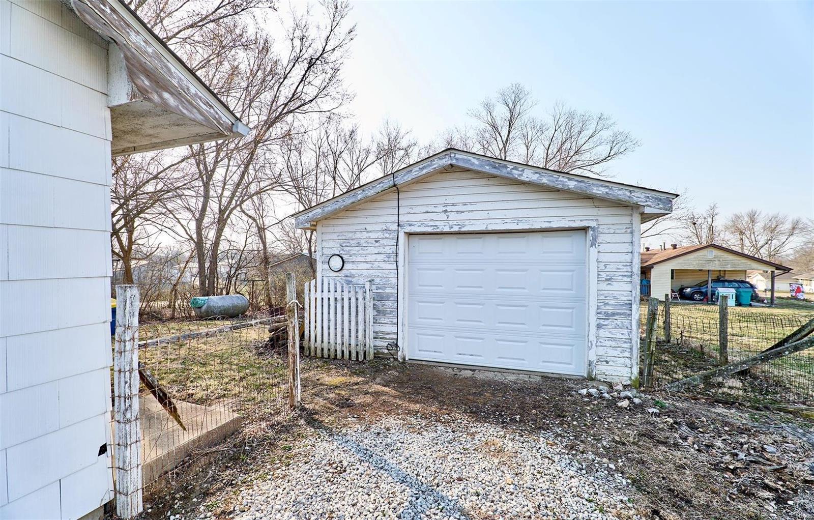 30 West Springfield Road St. Clair, MO 63077 - Photo 41 of 45