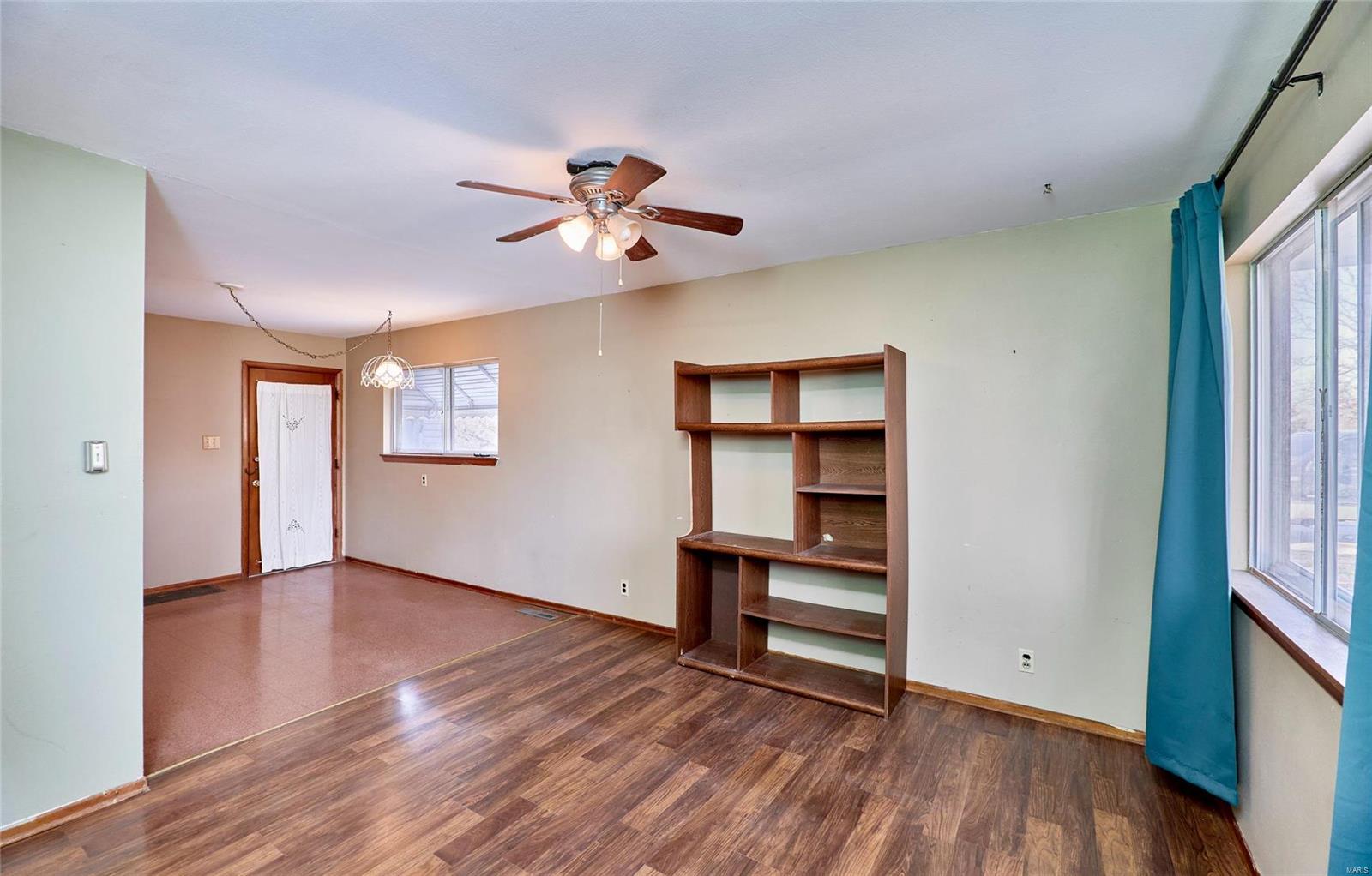 30 West Springfield Road St. Clair, MO 63077 - Photo 9 of 45