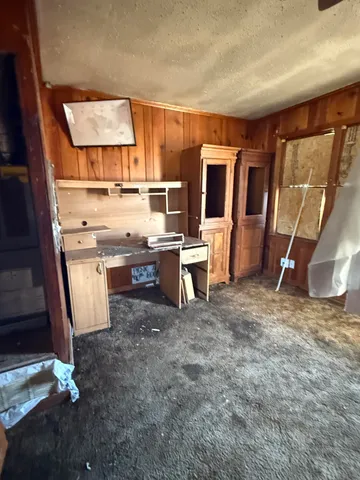 a view of a storage & utility room