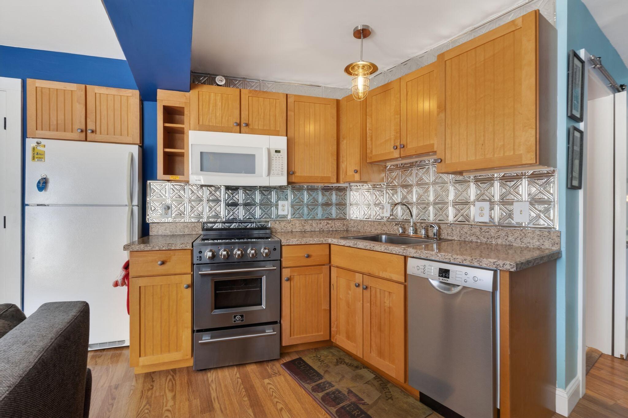 55 Israel Head Road, Unit 203 Ogunquit, ME 03907 - Photo 8 of 41 55_Israel_Head_Rd_021