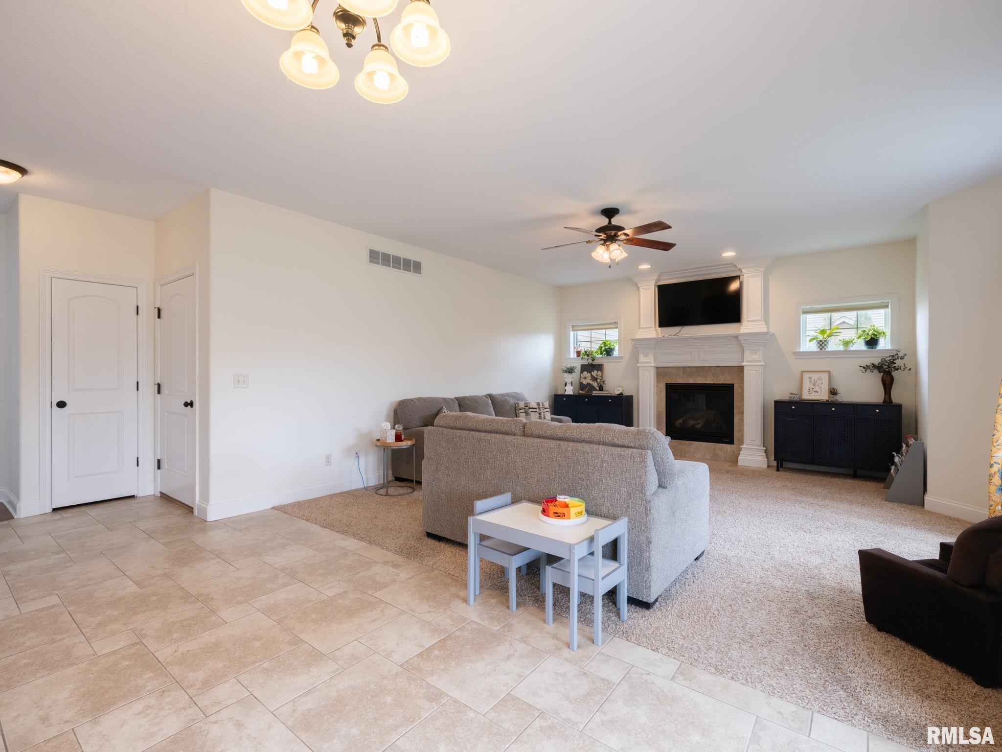 1716 Rustic Oak Drive Washington, IL 61571 - Photo 22 of 77