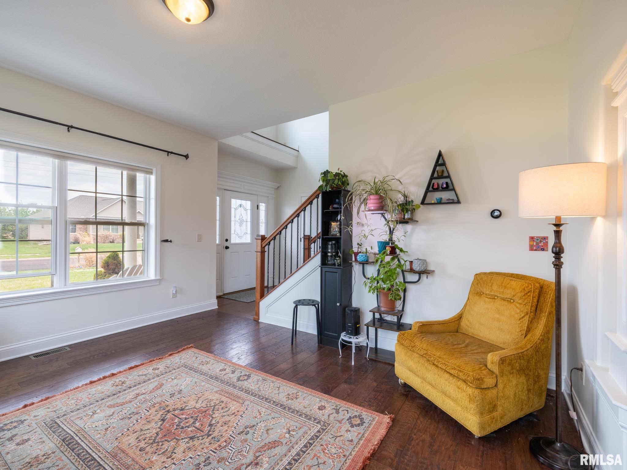 1716 Rustic Oak Drive Washington, IL 61571 - Photo 9 of 77