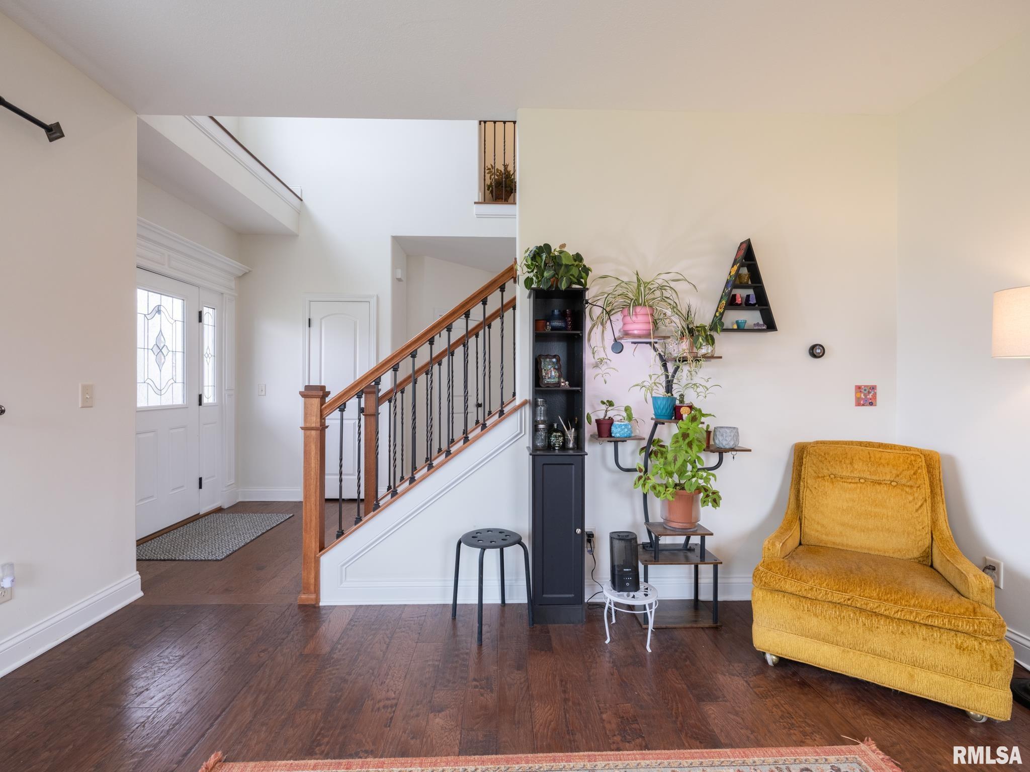 1716 Rustic Oak Drive Washington, IL 61571 - Photo 10 of 77