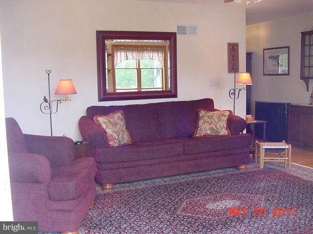 33 Jumpgate Loop Elkton, MD 21921 - Photo 16 of 29 Living Room