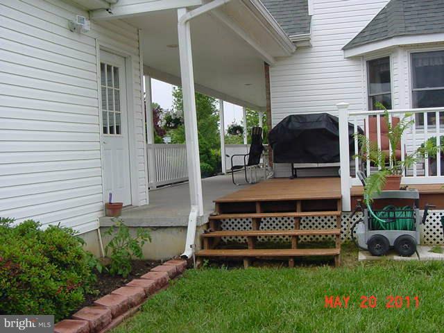 33 Jumpgate Loop Elkton, MD 21921 - Photo 18 of 29 Exterior (Rear)