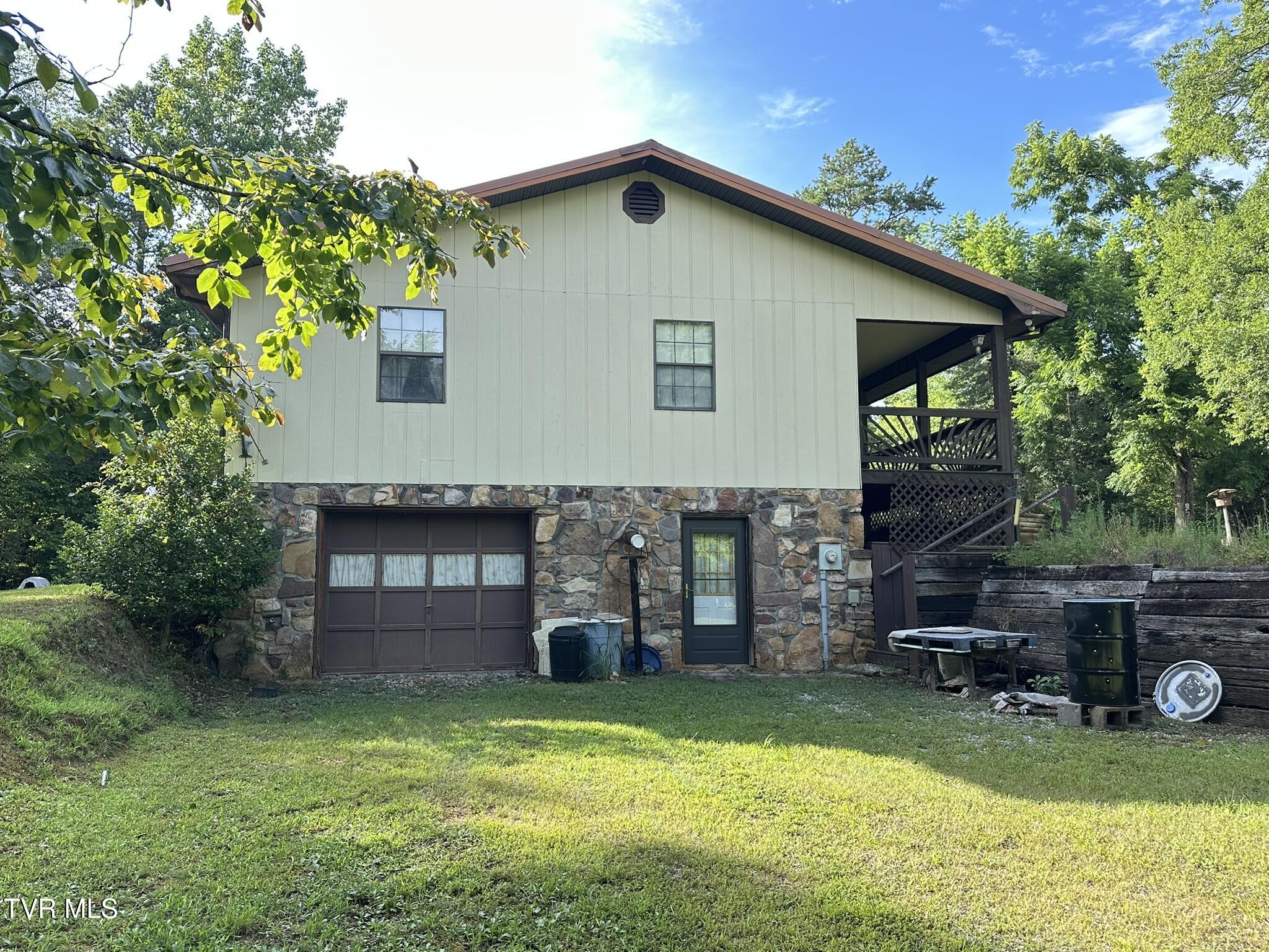 252 Slaton Farm Road Dandridge, TN 37725 - Photo 16 of 35 16