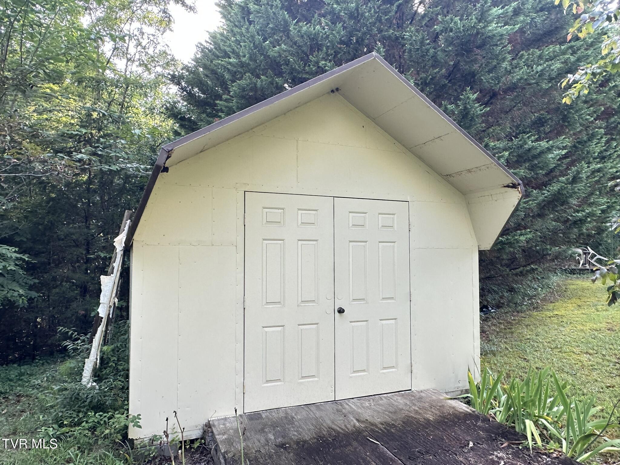 252 Slaton Farm Road Dandridge, TN 37725 - Photo 19 of 35 19