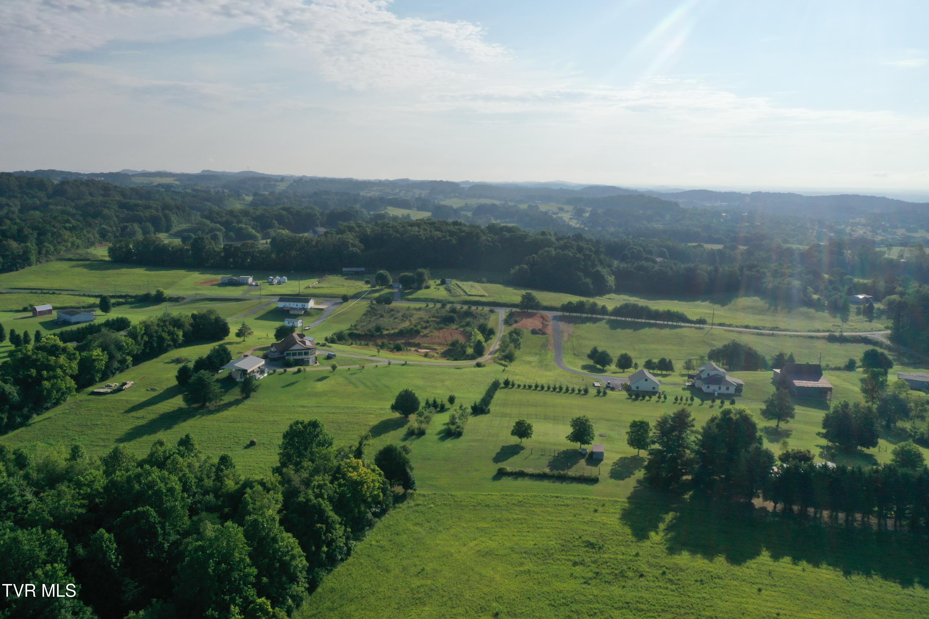 252 Slaton Farm Road Dandridge, TN 37725 - Photo 30 of 35 6DDE454A9FD249F7D9FF6066D0DD8076