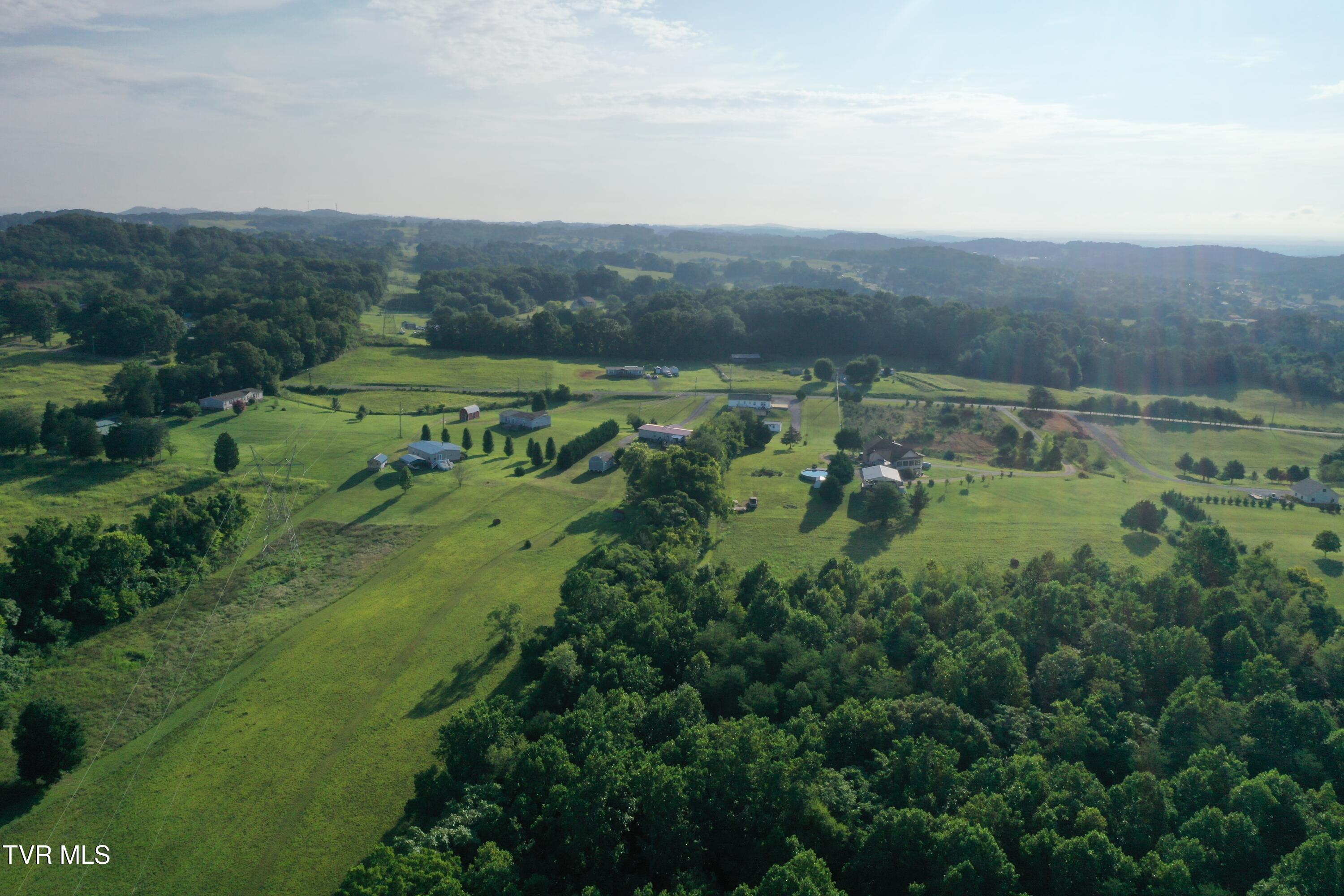 252 Slaton Farm Road Dandridge, TN 37725 - Photo 32 of 35 36CBE81CDE1FBF7ED47FE7E46E002AB1