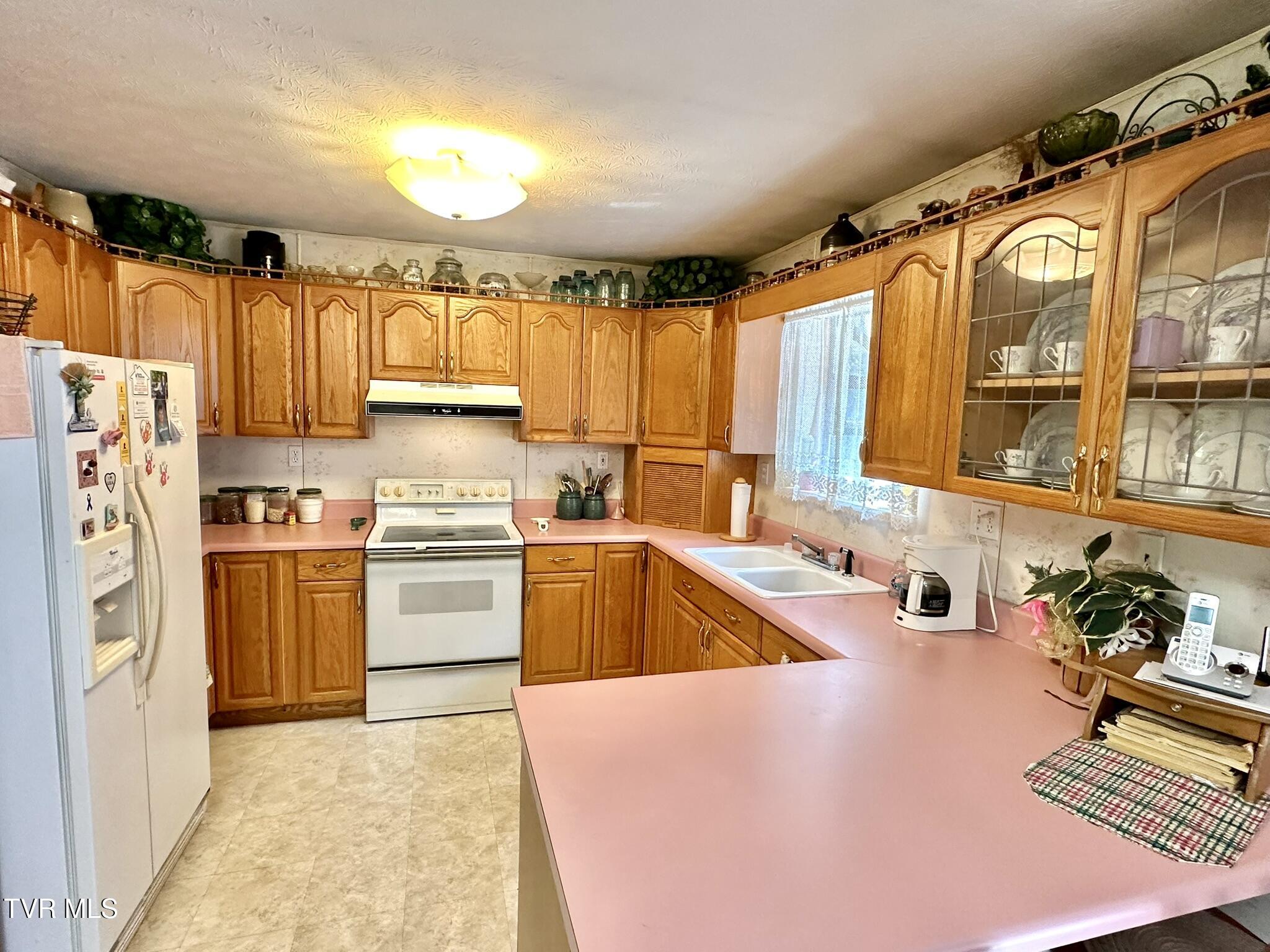 252 Slaton Farm Road Dandridge, TN 37725 - Photo 5 of 35 5