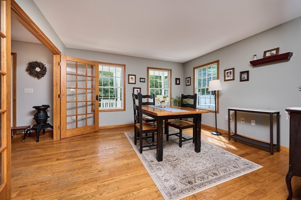 128 Middle Road Southampton, MA 01073 - Photo 14 of 41