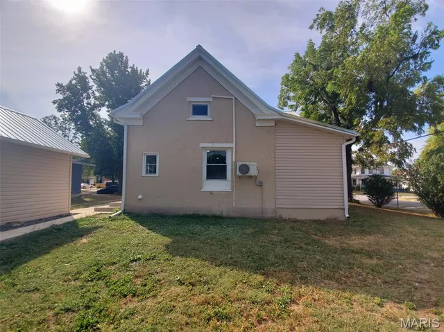 $248,500 | 222 West Jefferson Street, Palmyra, MO 63461