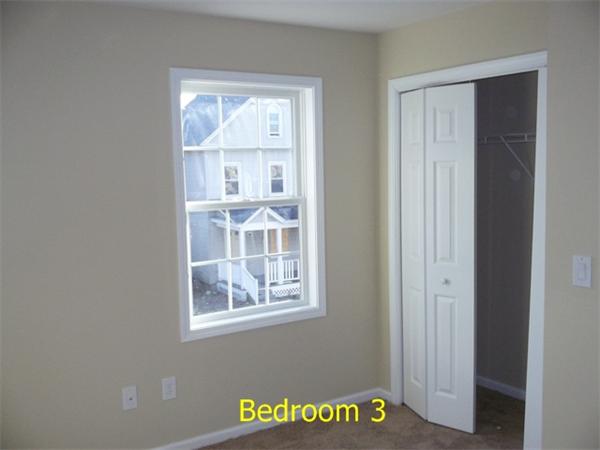 23 Quincy Street Springfield, MA 01109 - Photo 11 of 16
