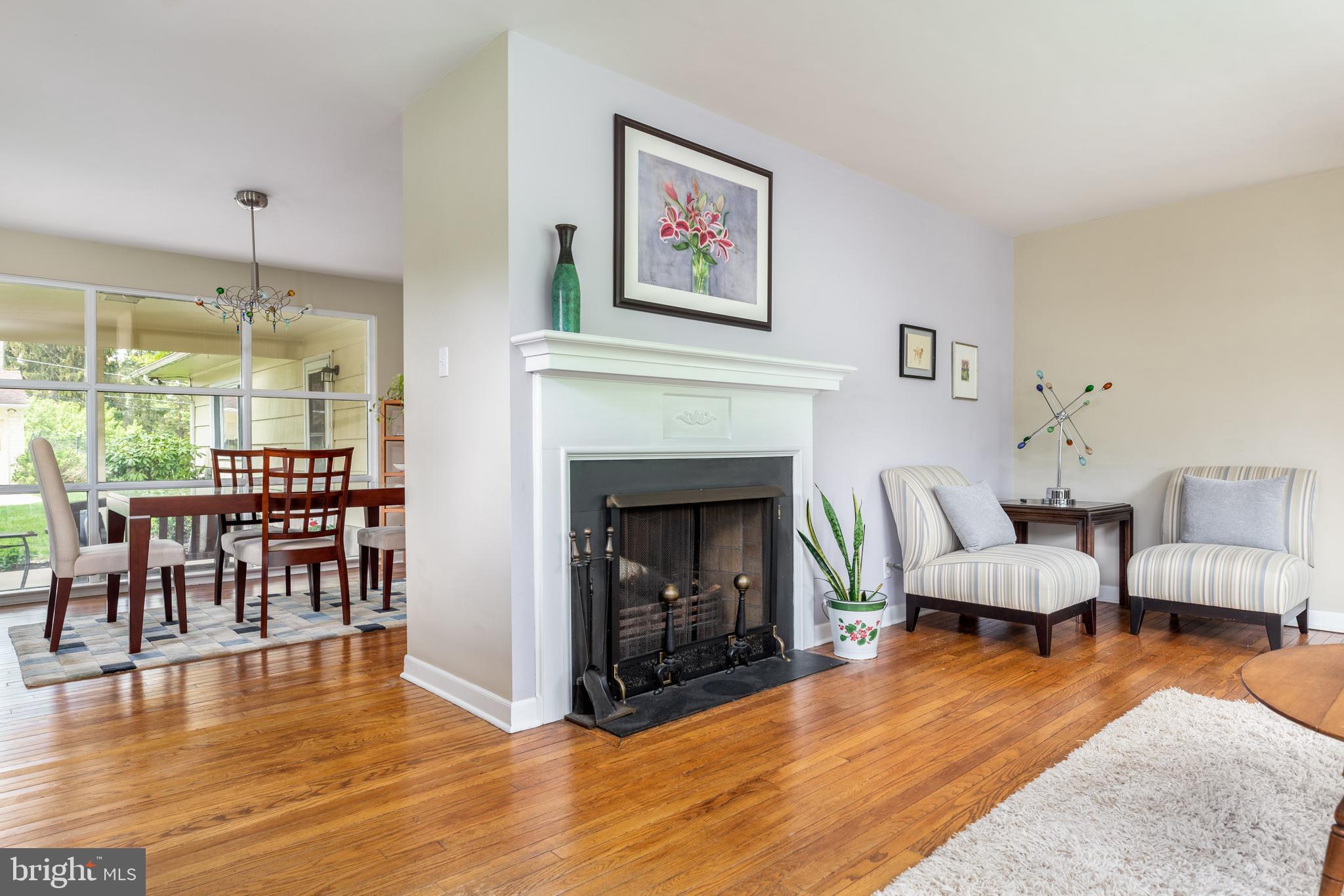 732 Woodfield Road Villanova, PA 19085 - Photo 5 of 31 Living Room.