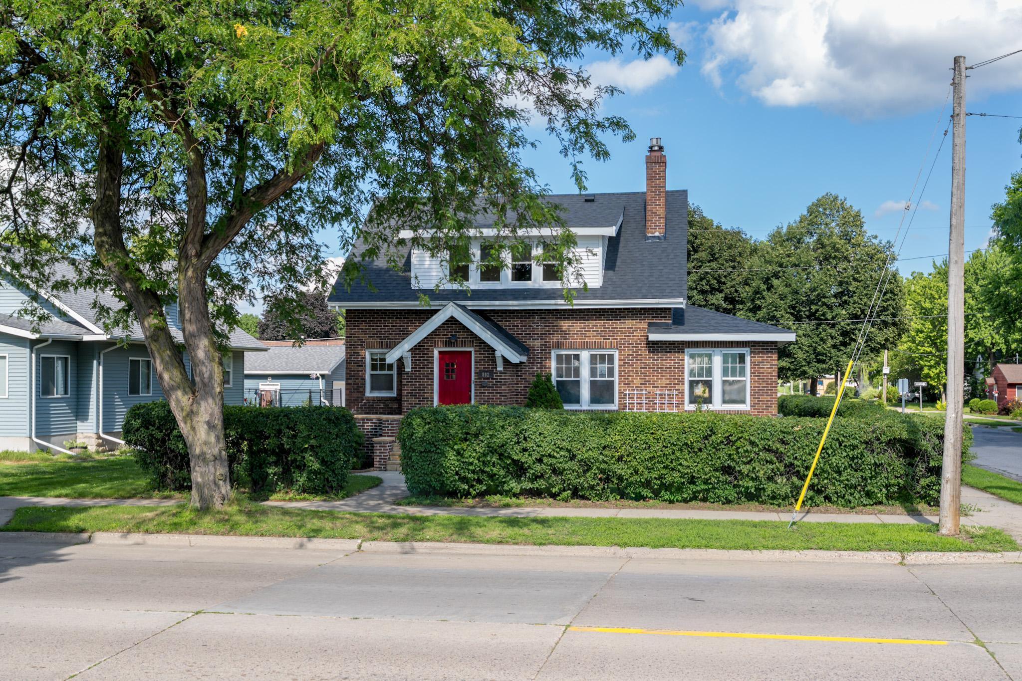 802 Range Street Mankato, MN 56003 - Photo 5 of 49