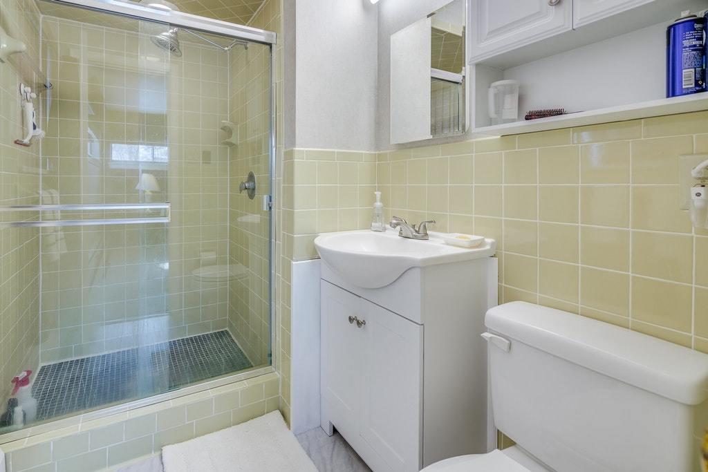 2501 Sharmar Road Roanoke, VA 24018 - Photo 14 of 38 014-302242-2501 Sharmar Road 14_7361256