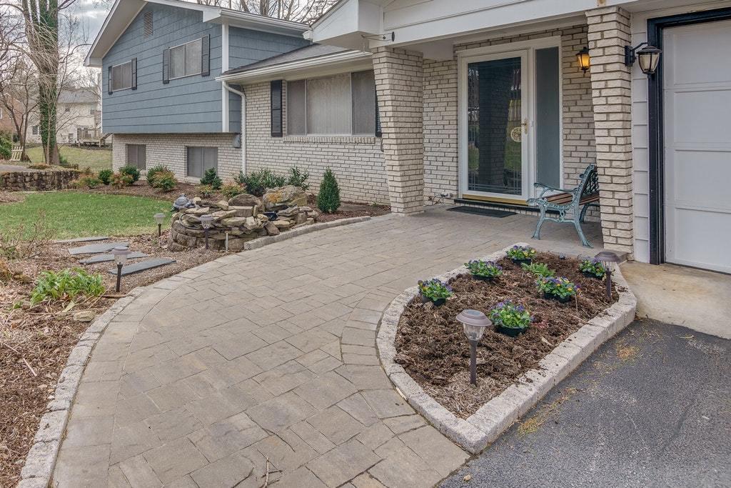 2501 Sharmar Road Roanoke, VA 24018 - Photo 4 of 38 004-302242-2501 Sharmar Road 04_7361246