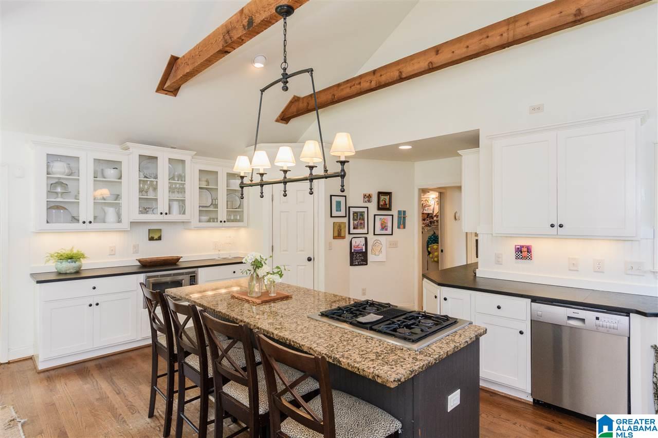 1803 Lancaster Road Birmingham, AL 35209 - Photo 5 of 36
