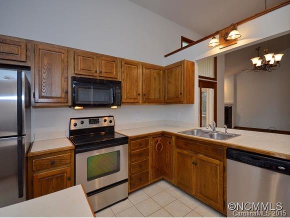 5 West Rutledge Court Fletcher, NC 28732 - Photo 4 of 14 Gallery Image 4
