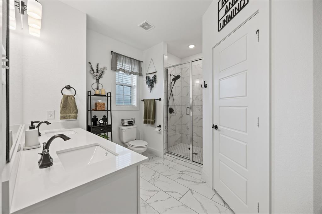 10856 Eva Mae Blvd. Grand Prairie, TX 76065 - Photo 8 of 19