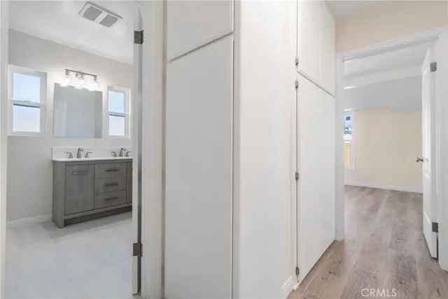 $4,000 | 14724 Strathern Street, Panorama City, CA 91402