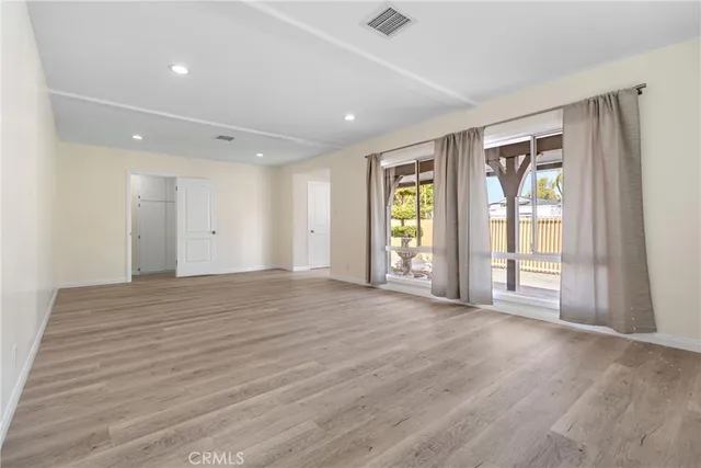 $4,000 | 14724 Strathern Street, Panorama City, CA 91402