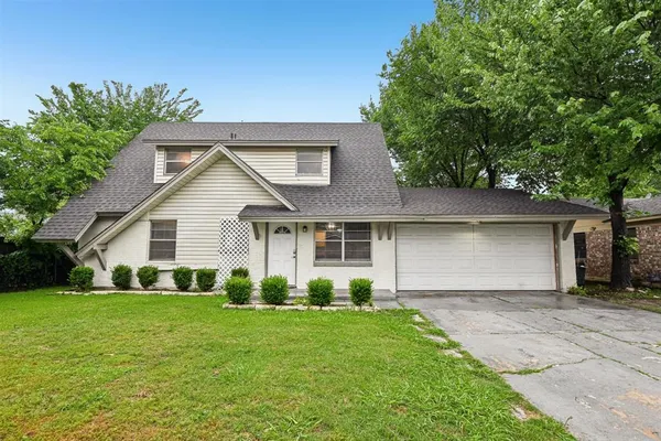 $251,600 | 6324 Scotsdale Drive, Forest Hill, TX 76119