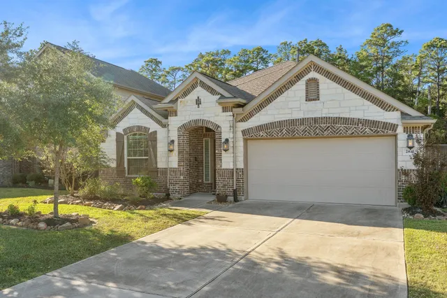 $289,999 | 2841 Bretton Woods Drive, Conroe, TX 77301